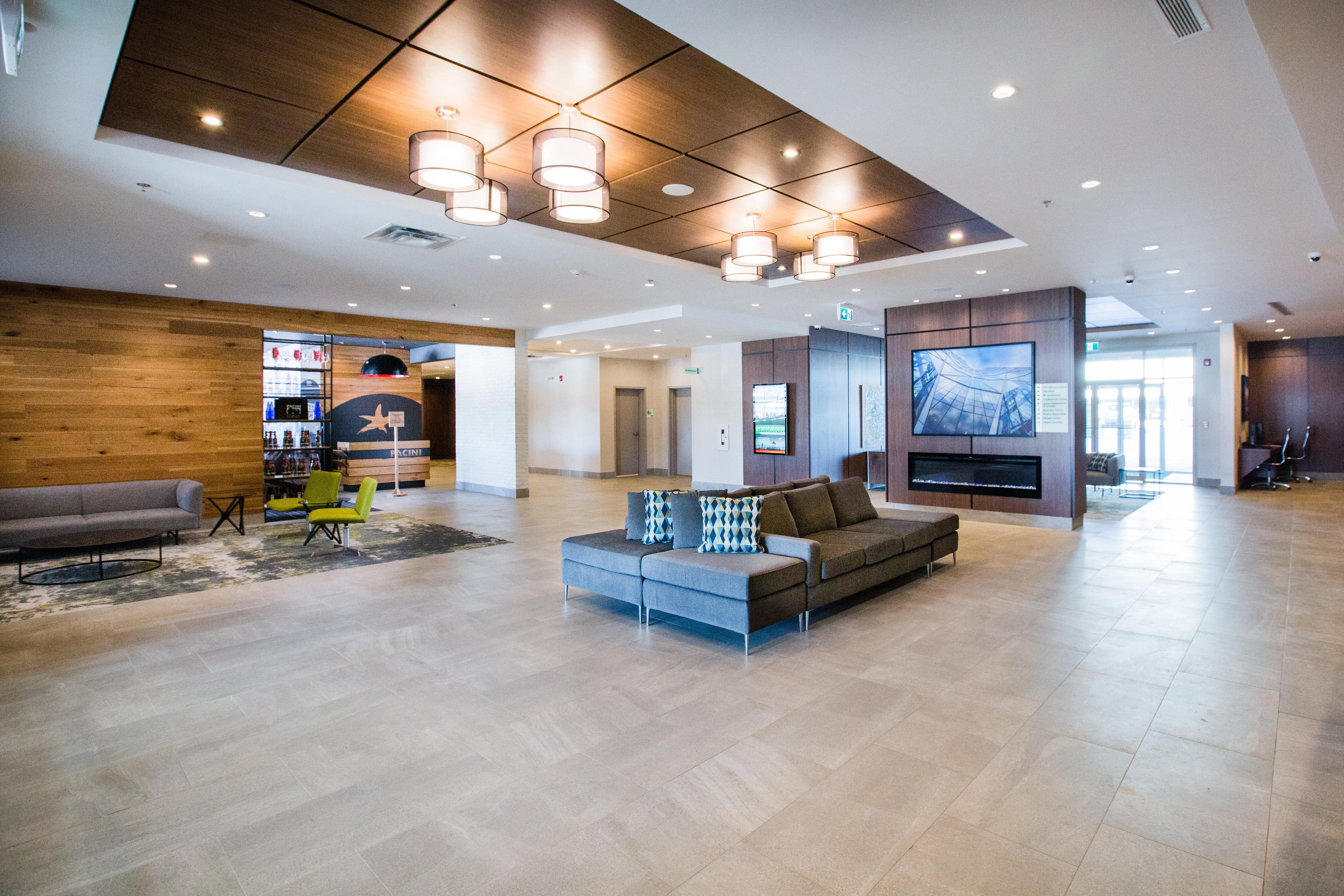 Holiday Inn Calgary South Conference Center Ngoại thất bức ảnh