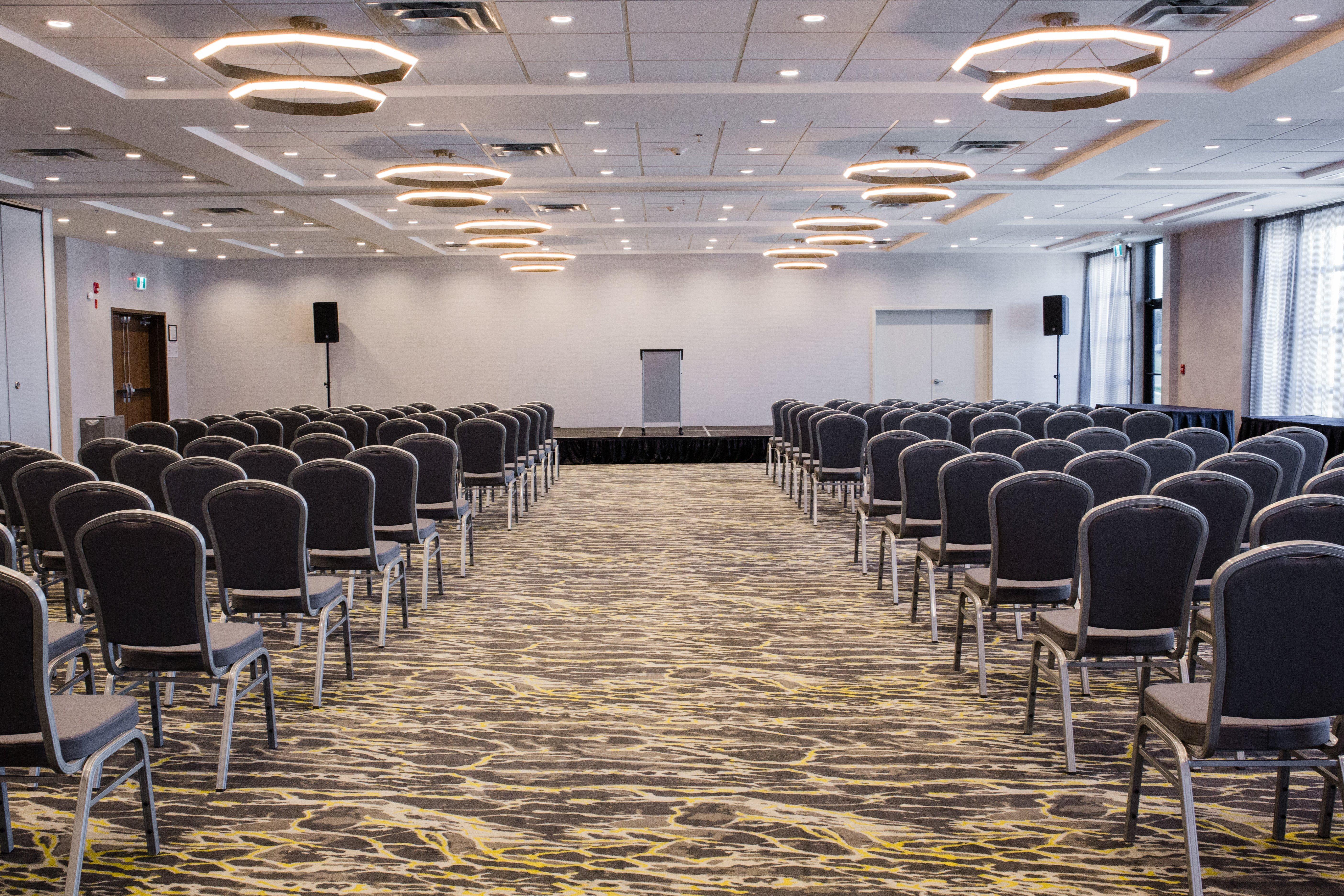Holiday Inn Calgary South Conference Center Ngoại thất bức ảnh