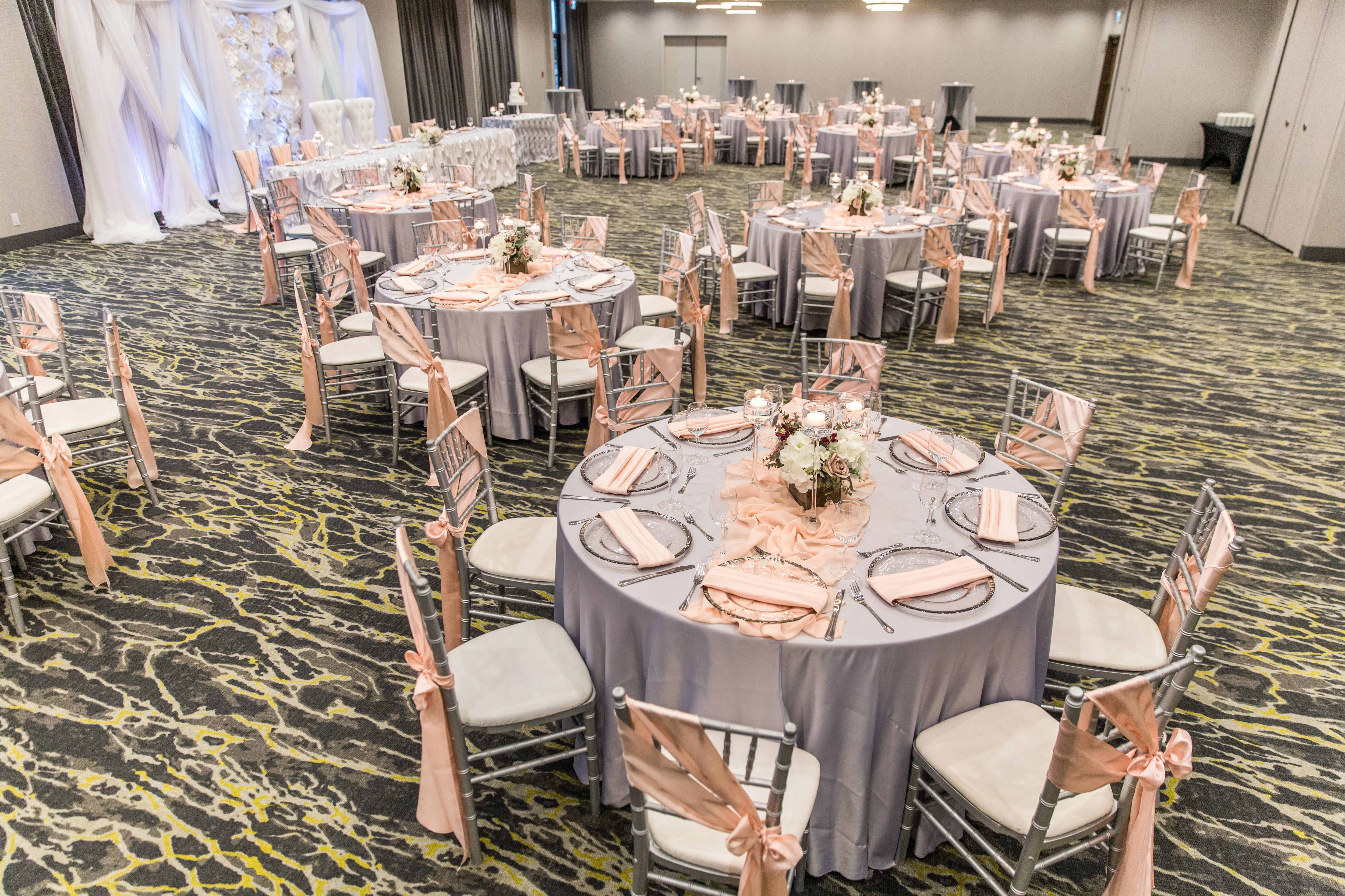 Holiday Inn Calgary South Conference Center Ngoại thất bức ảnh
